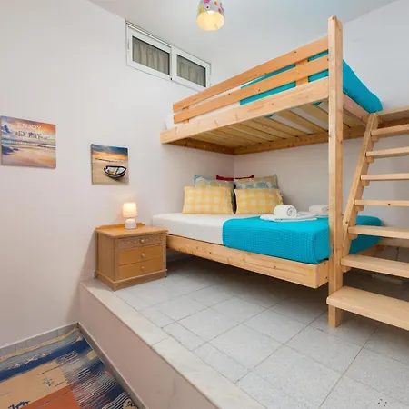 Für 9 Personen Ca 120 M In Rhodos-stadt, Dodekanes Rhodos *